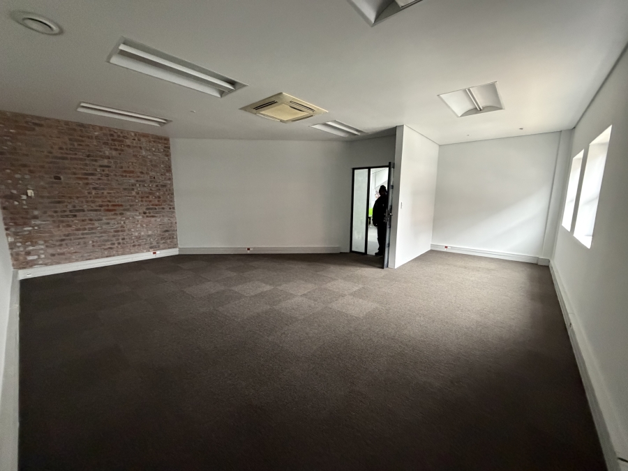 To Let Commercial Property for Rent in Salt River Western Cape